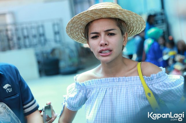 Nikita Mirzani yang mengaku enggan bertegur sapa dengan Lucinta Luna. © KapanLagi.com/Agus Apriyanto