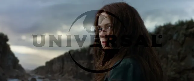 (c) Universal Pictures