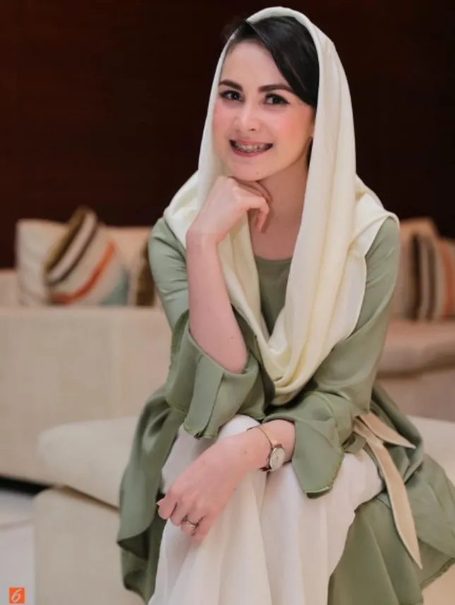 Arumi Bachsin (credit: bintang.com/Adrian Putra)