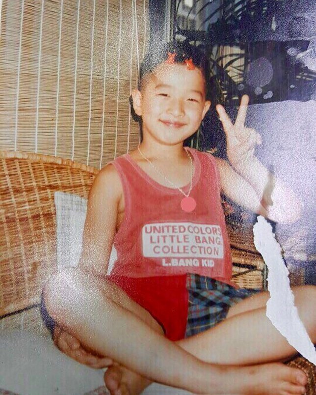 Taeyang menyapa penggemar dengan foto masa kecil © instagram.com/_youngbae_
