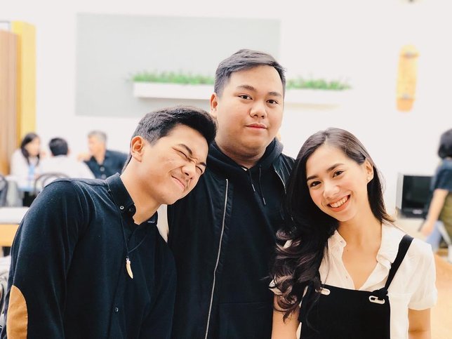 Abel bersama 2 adik kesayangannya, Adit dan Aip © instagram.com/abellyc