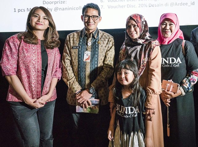 Wakil Gubernur DKI Jakarta, Sandiaga Uno, turut hadir dalam acara launching film Acha. © Instagram/septriasaacha