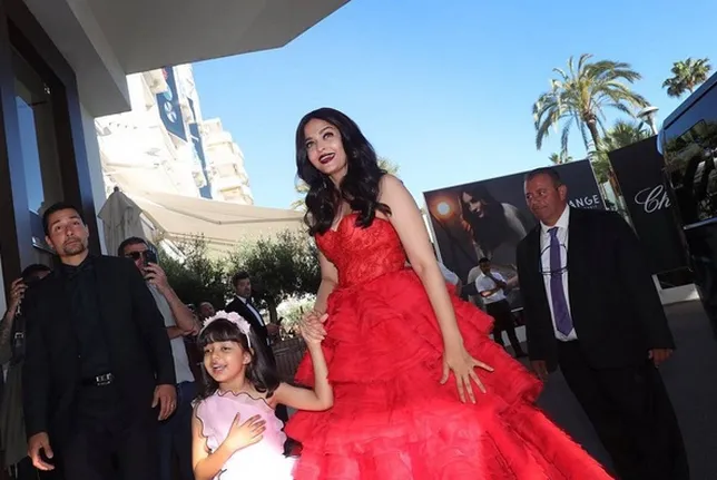 Aaradhya curi perhatian di Cannes ©ndtv