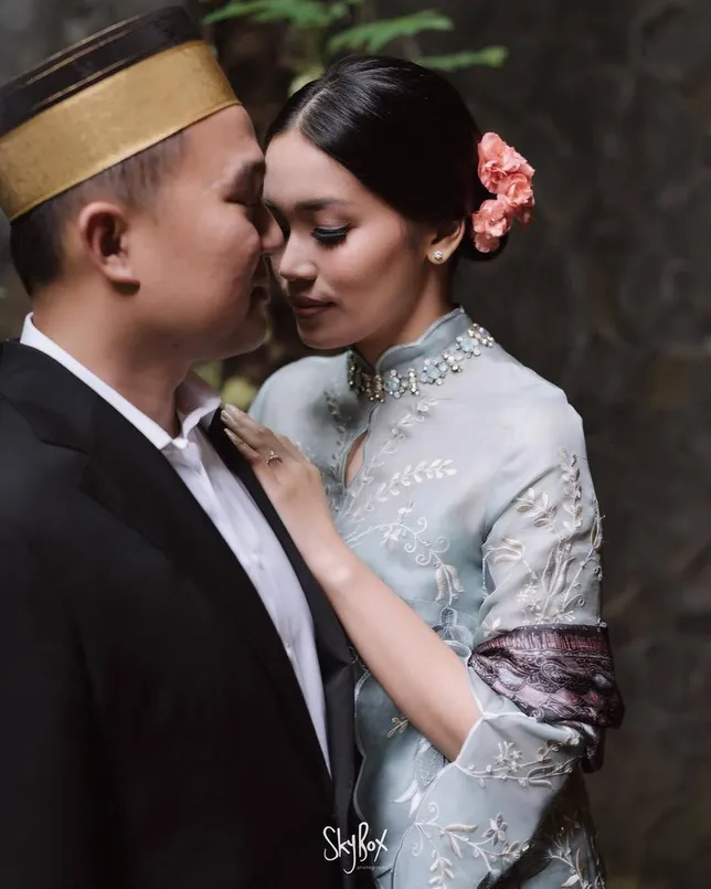 Pebalap Alexandra Asmasoebrata Resmi Dinikahi Subhan Aksa Keponakan Jusuf Kalla Pebalap Alexandra Asmasoebrata Resmi Dinikahi Subhan Aksa Keponakan Jusuf Kalla video viral info traveling info teknologi info seks info properti info kuliner info kesehatan foto viral berita ekonomi