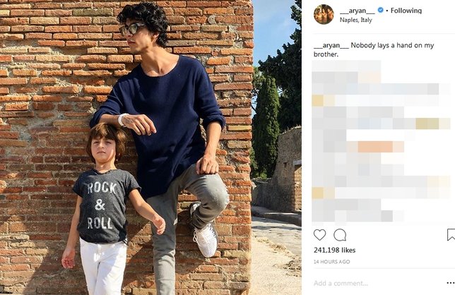 Pose Aryan Khan memang jahil, tapi ia terlihat ganteng ©___aryan___