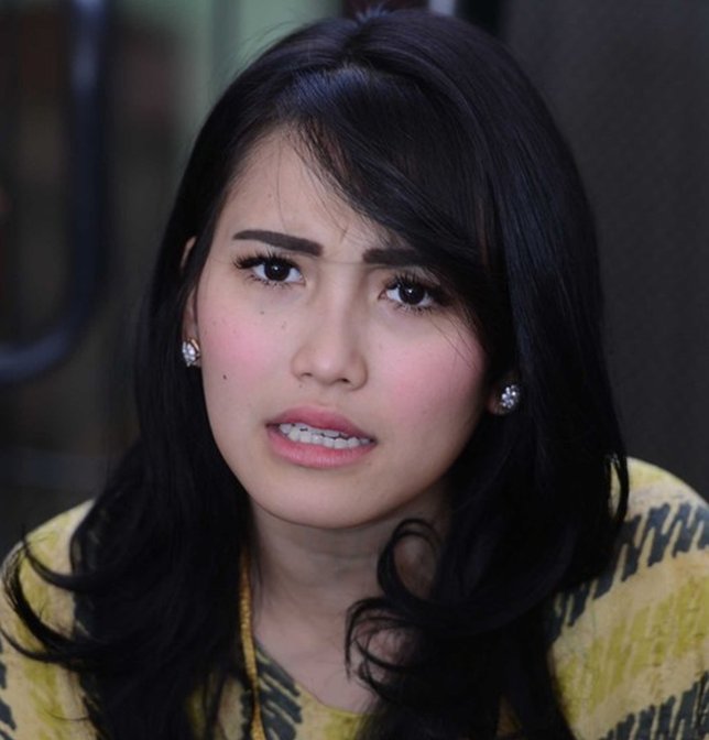 Ayu Ting Ting tak ingin ambil pusing dengan komentar Deddy Corbuzier. © KapanLagi.com/Bayu Herdianto