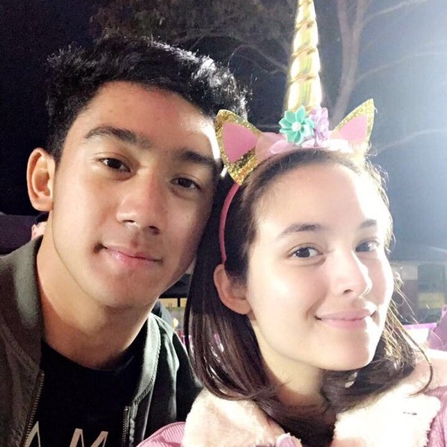 Unggah Foto Bersama Daffa Wardhana, Chelsea Islan Beri 