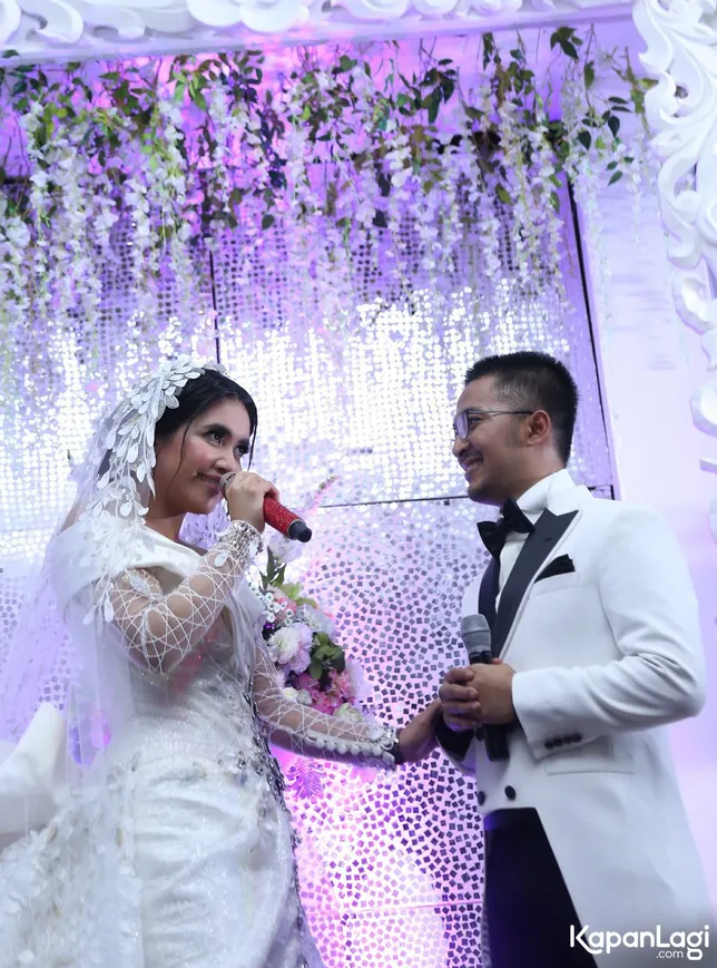 Ihsan Tarore menampik kabar hubungannya dengan Denada hanya settingan © KapanLagi.com®/Agus Apriyanto