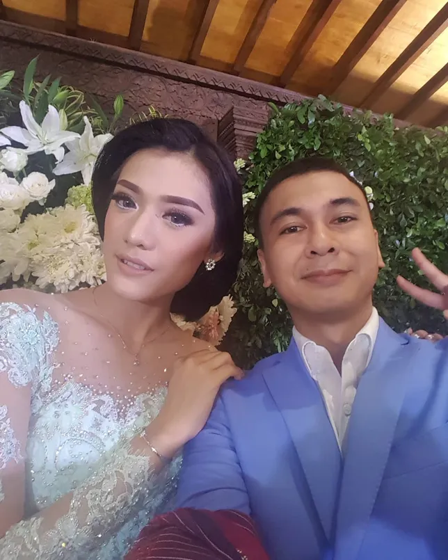 Prosesi lamaran Raditya Dika. Instagram/raditya_dika