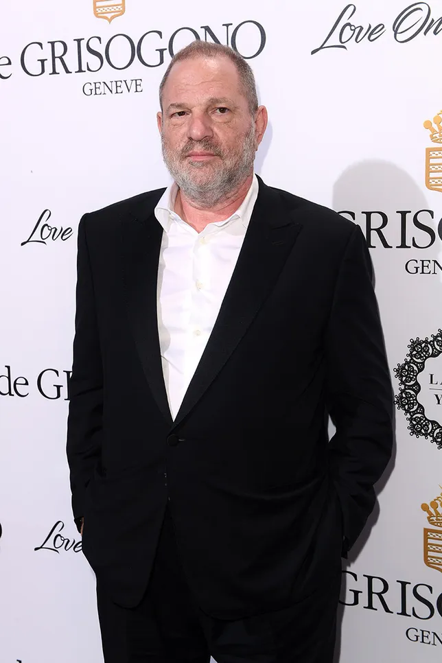 Harvey kini telah dipecat dari perusahaan yang dibangunnya sendiri © Shutterstock/hollywoodlife.com