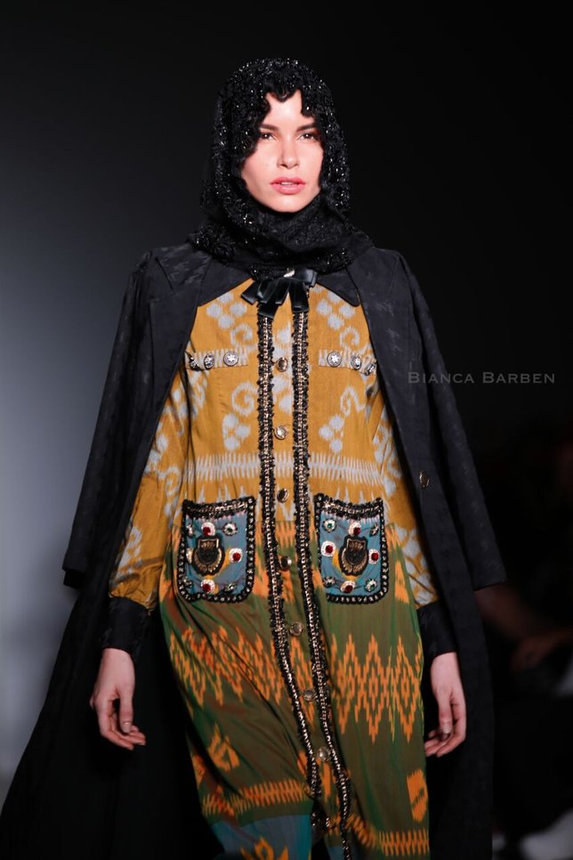 Karya Vivi Zubedi di New York Fashion Week 2018. cr: dokumentasi pribadi