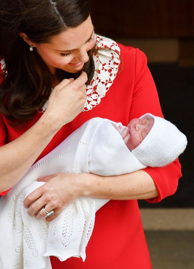 Kate Middleton langsung memboyong royal baby seusai melahirkan. (Cr: AFP)