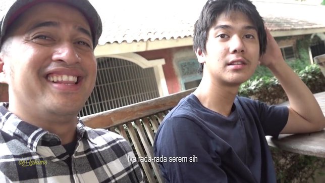   Irfan Hakim asked questions about Nurrani at Iqbaal Ramadhan © youtube.com/De Hakims 