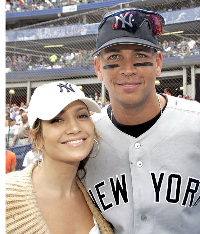 Jennifer Lopez dan pacar barunya diyakini semakin serius © Splashnews.com
