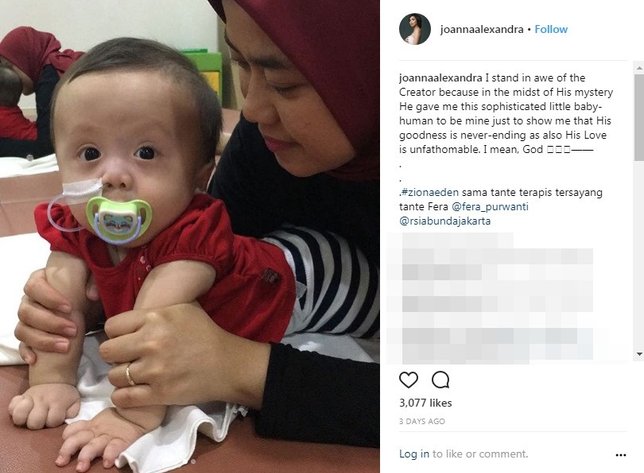 Joanna dan sang suami harus rela menjual mobilnya untuk Baby Zio (credit: instagram.com/joannaalexandra)