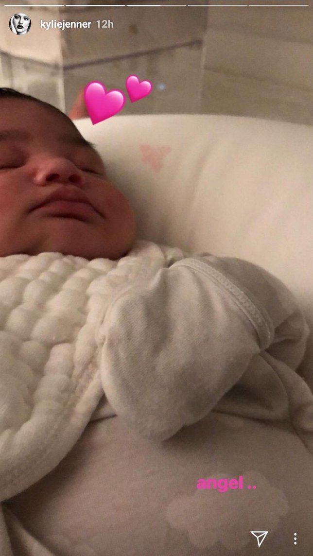 Stormi begitu lucu dan menggemaskan © instagram.com/kyliejenner