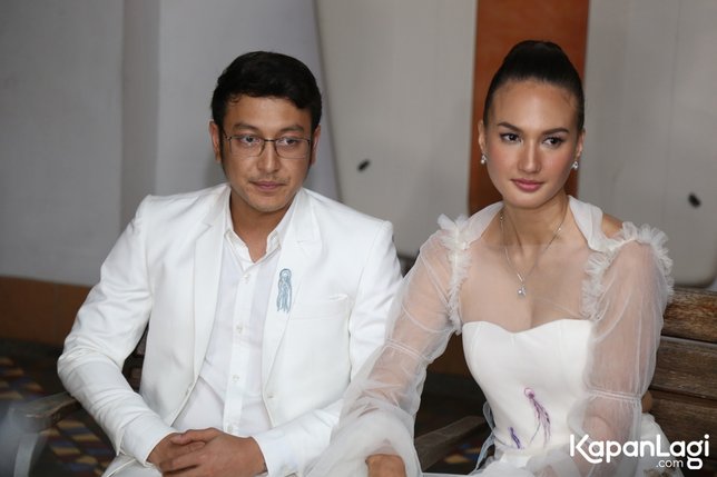 Dimas dan Nadine saat konferensi pers © KapanLagi.com/Akbar Prabowo Triyuwono