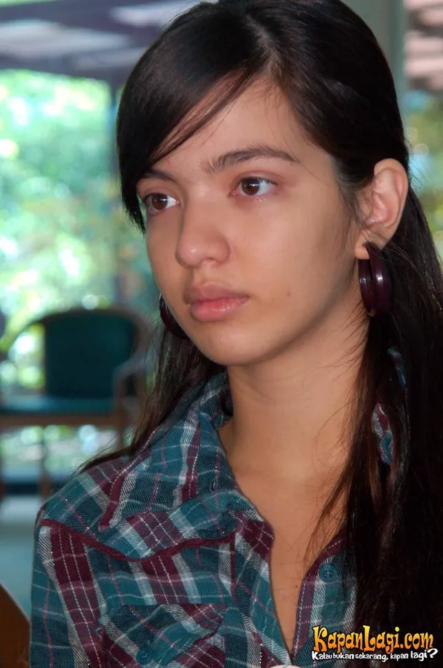 Transformasi Nia Ramadhani (credit: kapanlagi.com)