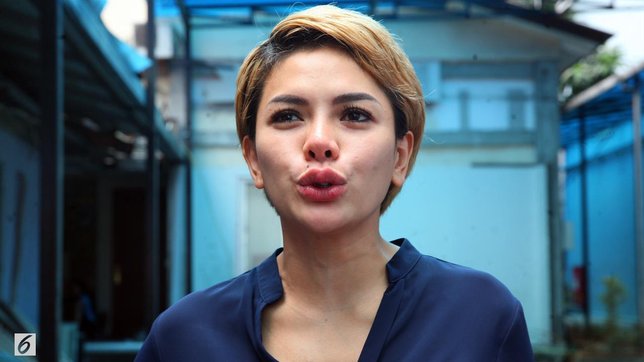 Nikita Mirzani mengaku juga pernah mengalami pelecehan seksual melalui sosial media © Bintang.com/Nurwahyunan