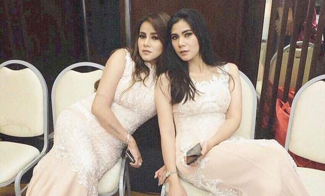 Kebersamaan Cynthia dan Olla Ramlan (credit: instagram.com/ollaramlanaufar)