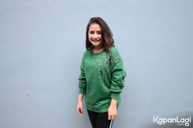 Prilly punya alasan tersendiri tak memamerkan kemesraan mereka berdua di sosial media (credit: kapanagicom/Bayu Herdianto)