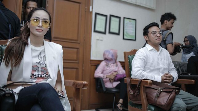 Cinta Ratu dan Roby Geisha (Credit: via liputan6.com/Faizal Fanani)