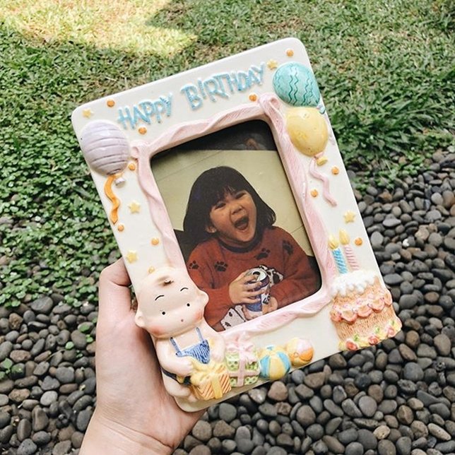 Isyana waktu masih kecil (credit: instagram.com/isyanasarasvati)