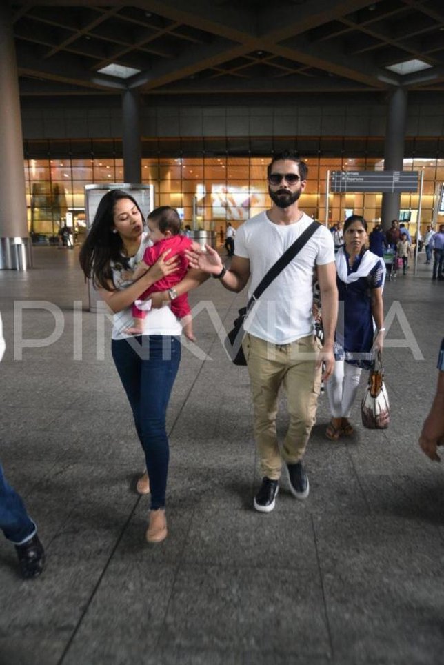 Perdana, Anak Shahid Kapoor Muncul di Bandara Tanpa 