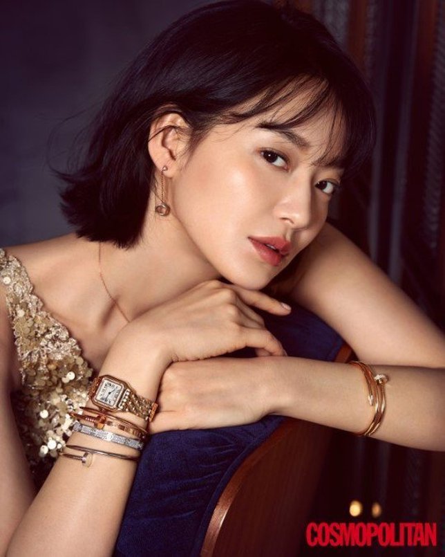 Ternyata selalu berpikir positif bikin Shin Min Ah makin cantik © Cosmopolitan