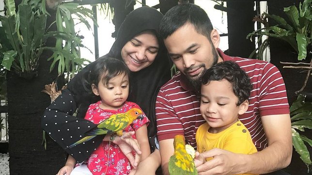 Keluarga Teuku Wisnu dan Shireen Sungkar © instagram.com/shireensungkar