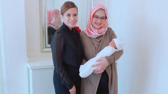 Siti Nurhaliza mengaku turun 14 kg setelah melahirkan. (Credit: instagram.com/ctdk)