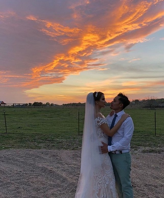 Tanta Ginting melangsungkan pernikahan dengan sang kekasih di Texas bulan Maret 2018 © instagram.com/aliciamilka