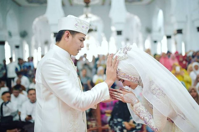 Tommy Kurniawan resmi menikah dengan Lisya Nurrahmi (credit: instagram.com/xhdrx)