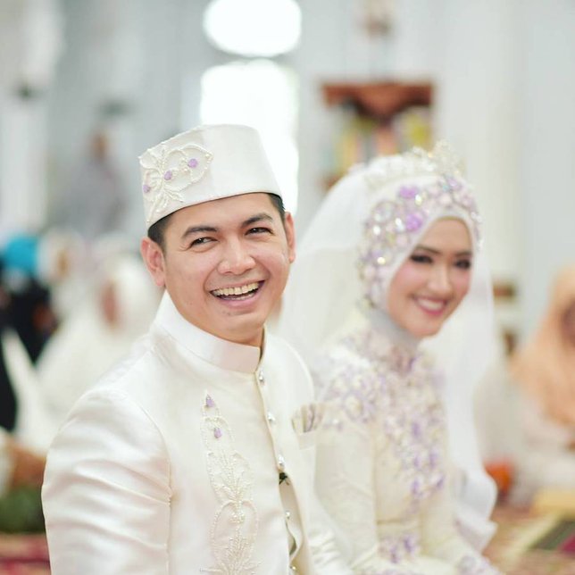 Tommy Kurniawan menikah dengan pramugari cantik, Lisya Nurrahmi. (credit: instagram.com/xhdrx)