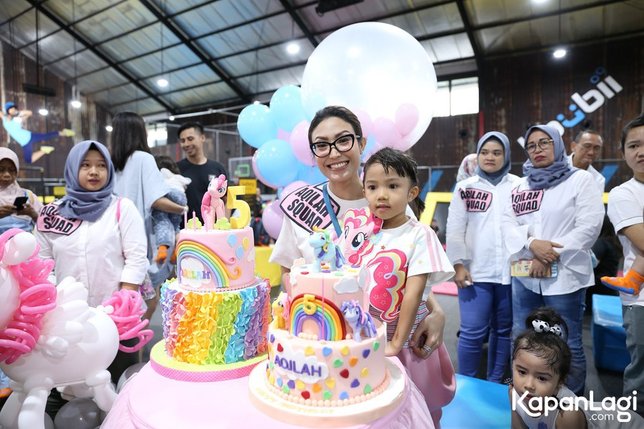 6 Fakta Ultah Anak Ayu Dewi Habis Ratusan Juta Tak Undang