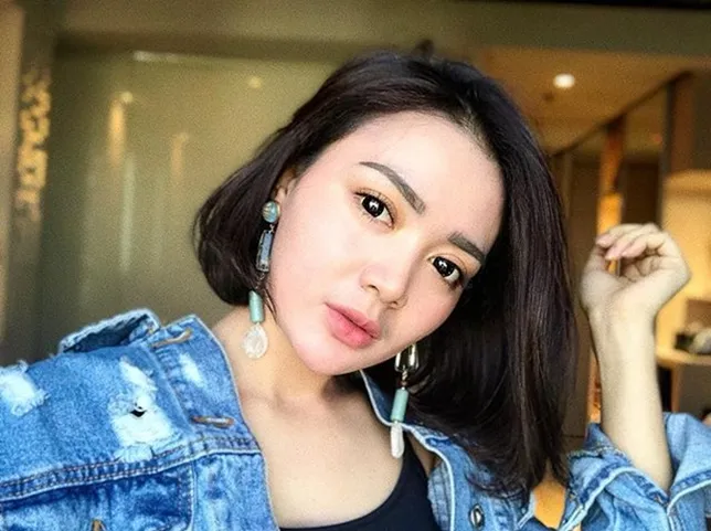 Wika Salim siap memulai hari baru setelah isu perceraiannya jadi konsumsi publik. © Instagram/wikasalim