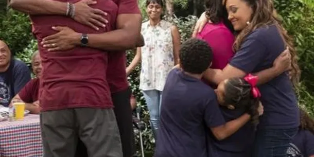 5 Series about Siblings Reuniting After Parents Die, Initially Fighting but Eventually Supporting Each Other