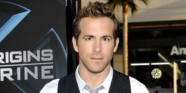 Ryan Reynolds Positif Jadi Green Lantern