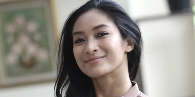 Happy Salma: Berat Memang Jadi Orang Top