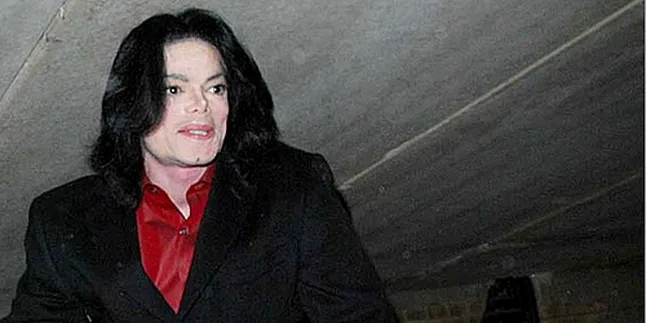 Rumah Michael Jackson Bakal Jadi Graceland Rumah Michael Jackson Bakal Jadi Graceland