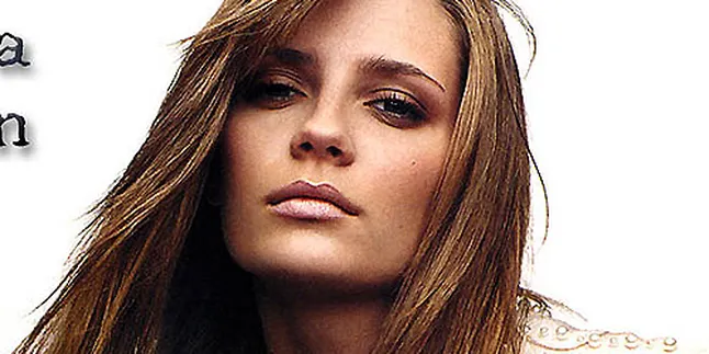 Mischa Barton Mulai Terpuruk Mischa Barton Mulai Terpuruk