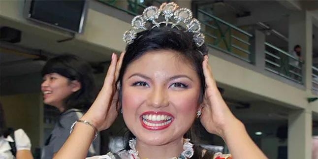Zivanna Letisha Berat Hati Lepas Mahkota