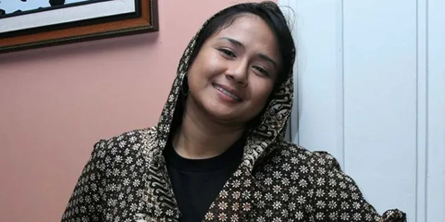 Ria Irawan Rela Banting Harga