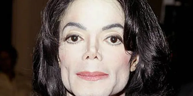 Mayat Michael Jackson Terbaring Tanpa Hidung
