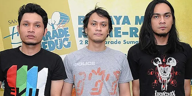 Andra and The BackBone Sengaja Tampil Beda di Malang