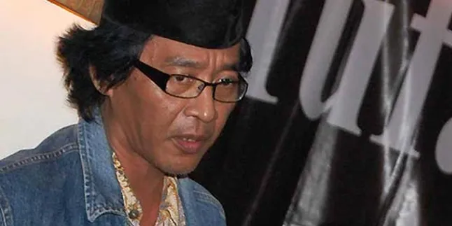 Sujiwo Tejo: 'Indonesia Raya' Harus Diamandemen!