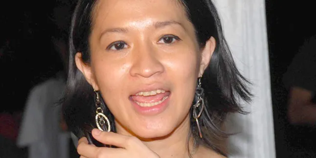 Okie Agustina Ingin Ajari Anak Berpuasa