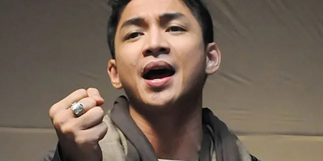 Emosi, Pasha Gebukin Mantan Istri