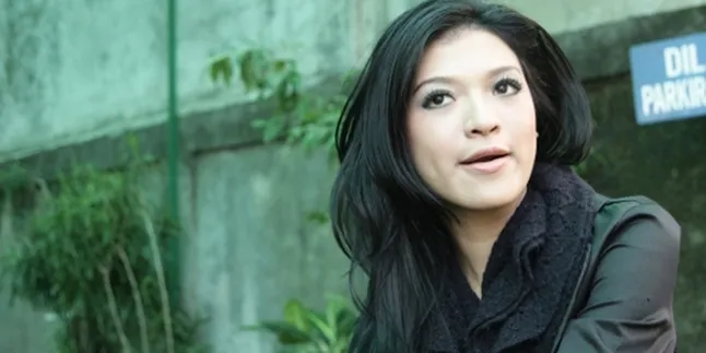 Delia Ecoutez Ragukan Masa Lalu Mbah Surip