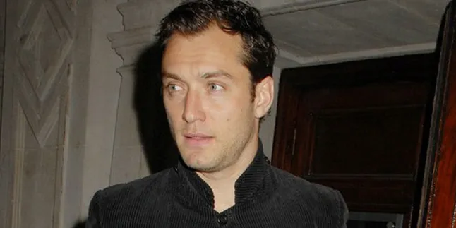 Jude Law Punya Anak Lagi Dari Mantan Kekasih